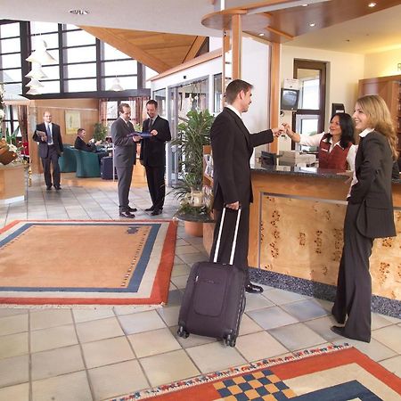 Burgstadt-Hotel Кастеллаун Интерьер фото